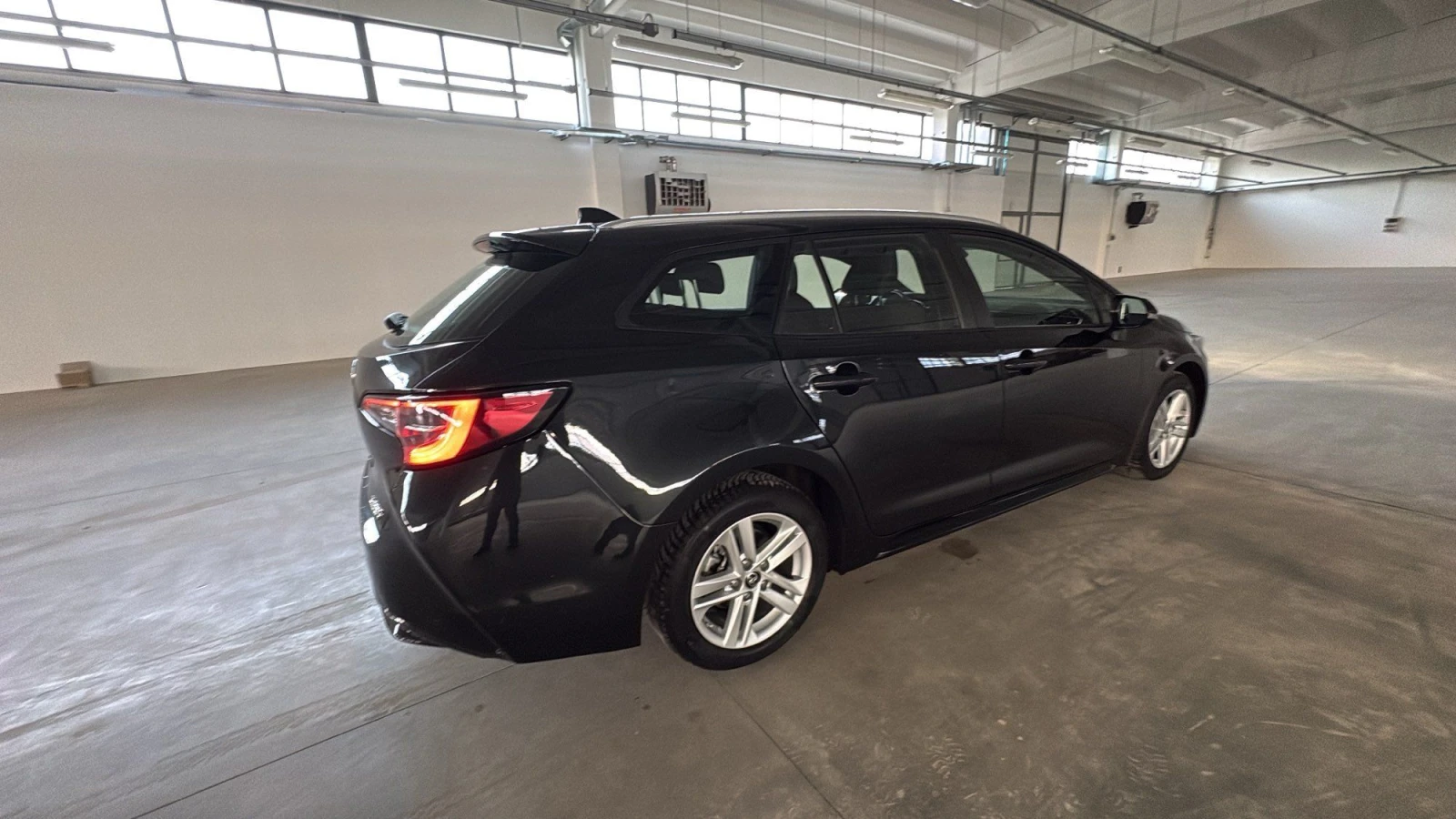 Toyota Corolla  - изображение 3