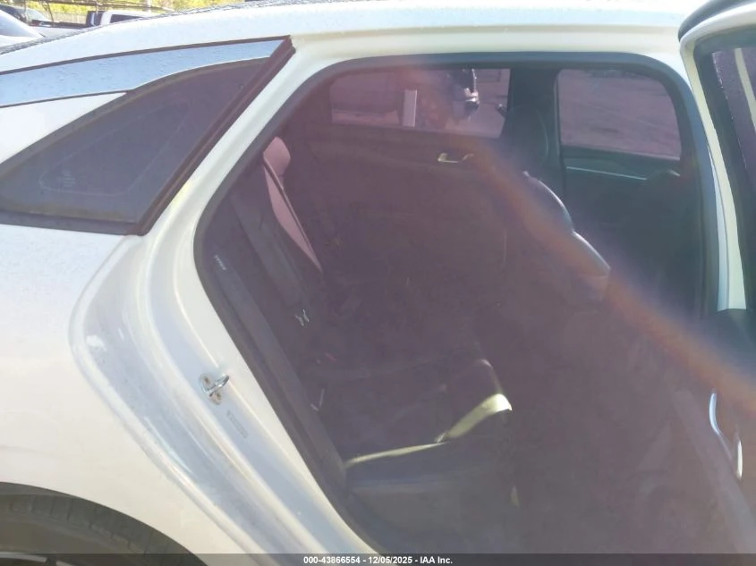 Kia K5 1.6L I-4 DI, DOHC, VVT, TURBO, 180HP Front Wheel | Mobile.bg � ����������� 13