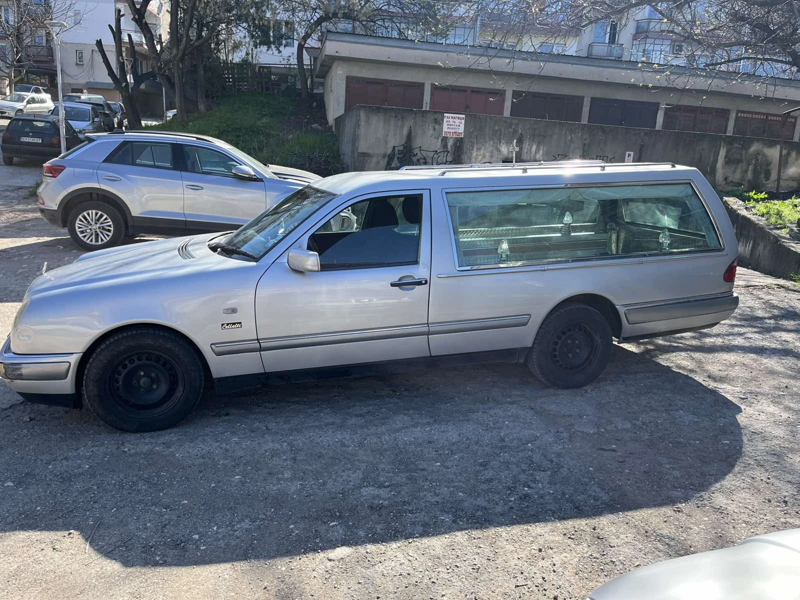 Mercedes-Benz E 250 катафалка, снимка 2 - Автомобили и джипове - 54134992