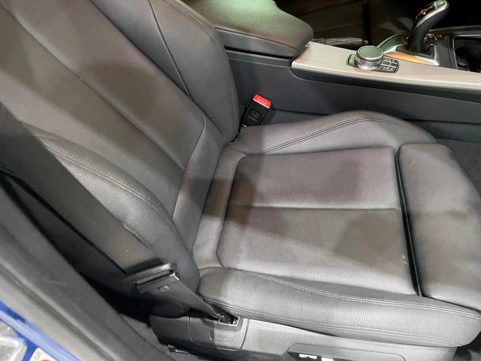 BMW 320 d RWD B47 LCI (FaceLift) ! M Pack !, снимка 11 - Автомобили и джипове - 54148884