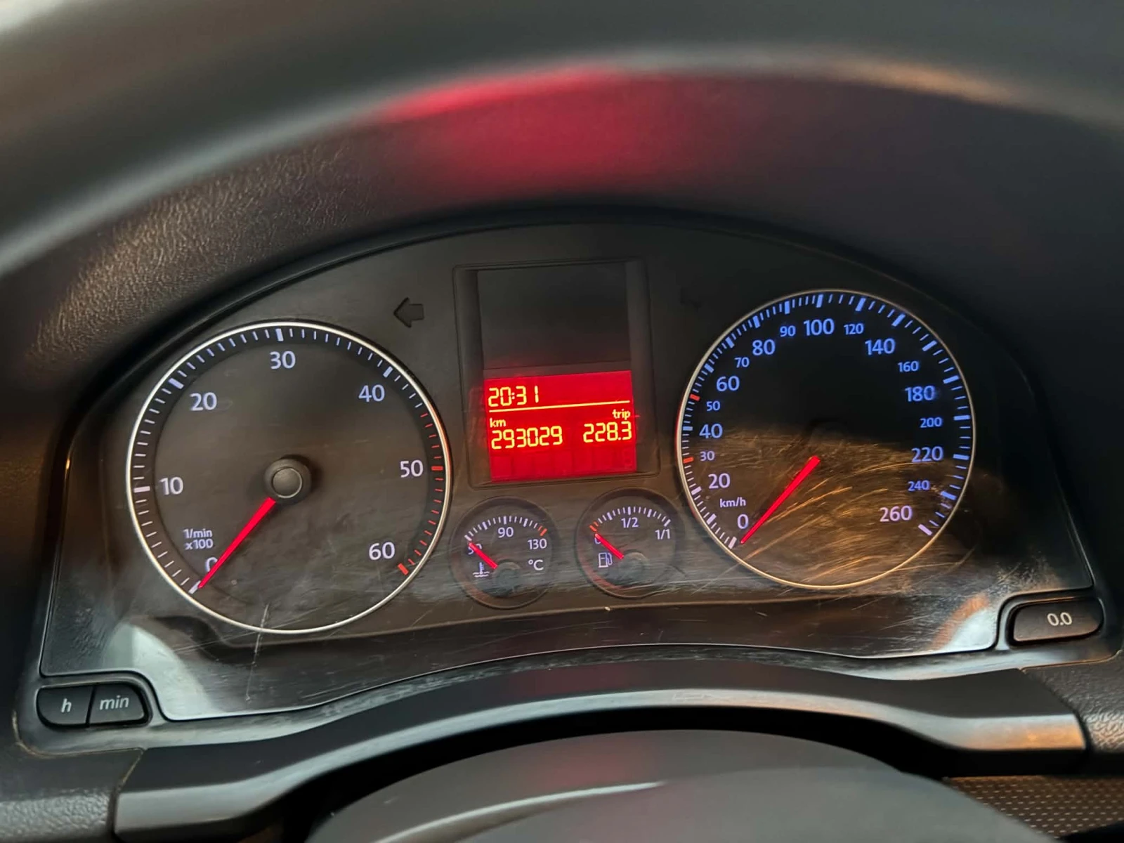 VW Golf 1900, снимка 5 - Автомобили и джипове - 54511379