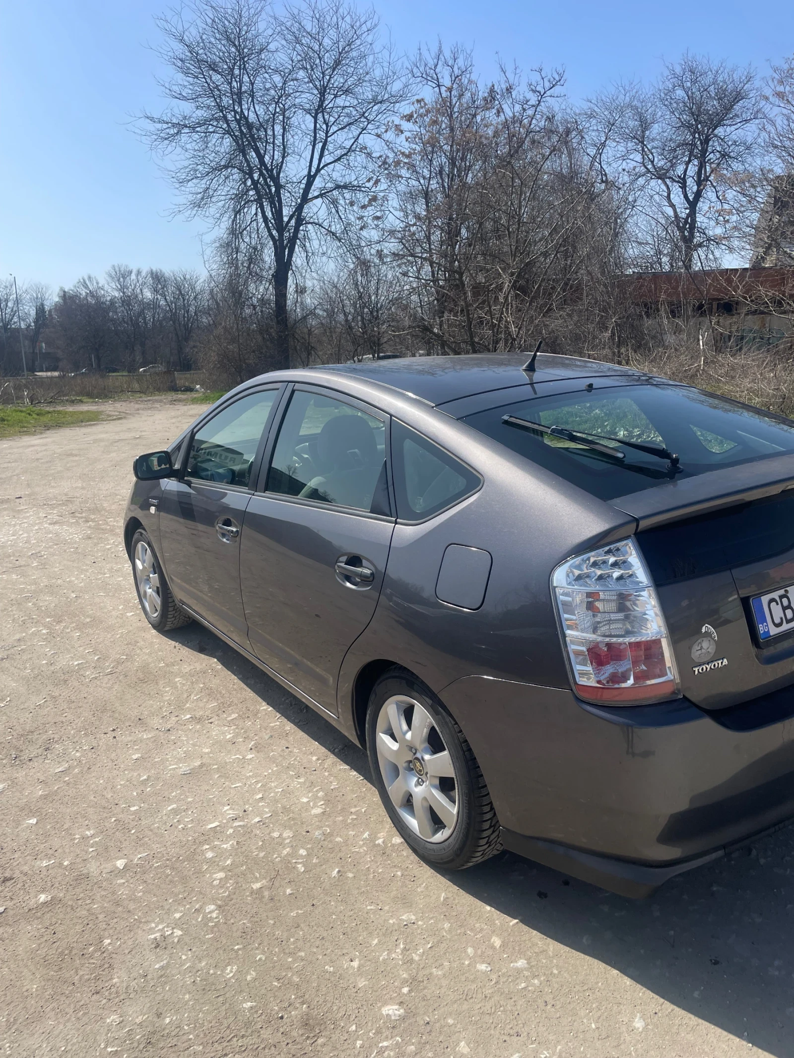 Toyota Prius, снимка 4 - Автомобили и джипове - 54542733