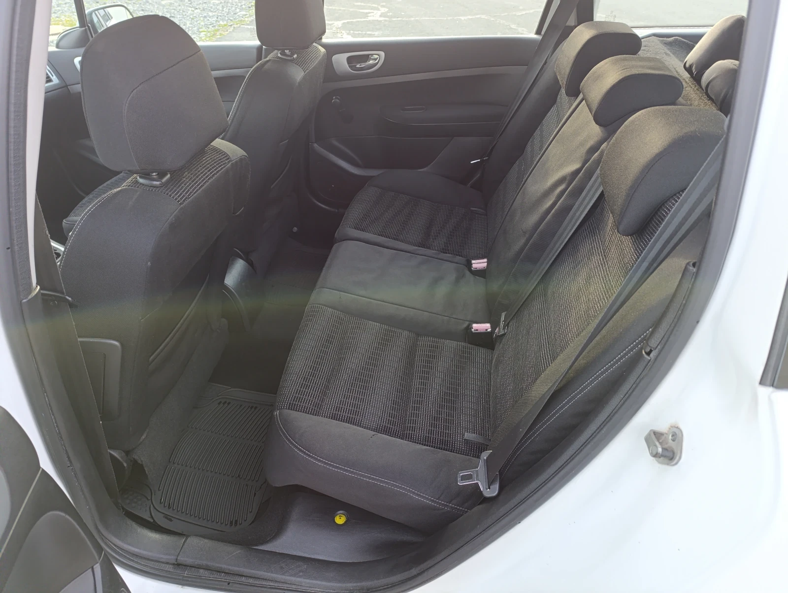 Peugeot 307 SW, снимка 11 - Автомобили и джипове - 54692668