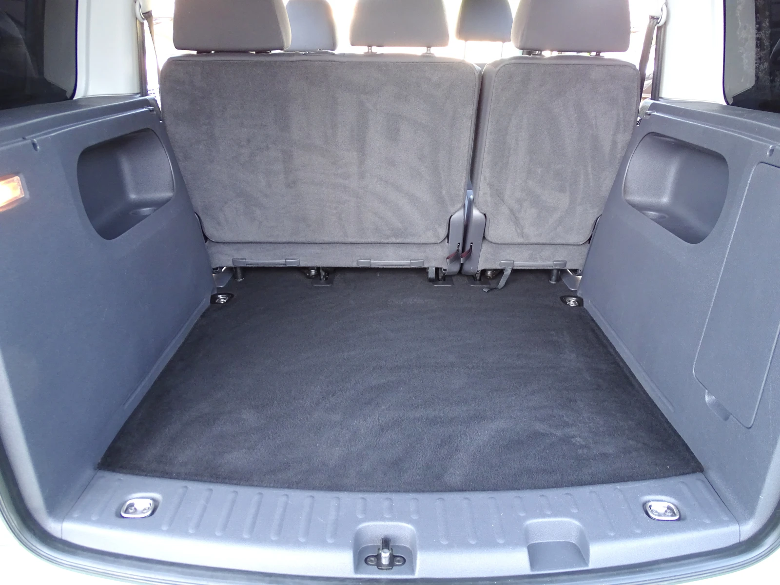 VW Caddy RONCALLY_LIFE_1.6TDI_��������_*  | Mobile.bg � ����������� 14