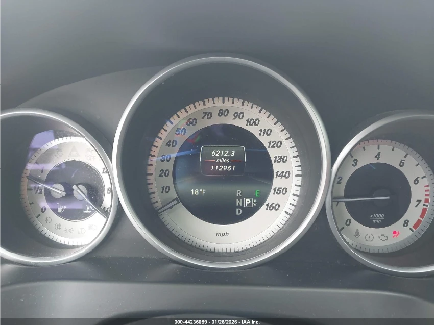 Mercedes-Benz E 400 4MATIC / AMG PKG / ПОДГРЕВИ, снимка 8 - Автомобили и джипове - 54778584