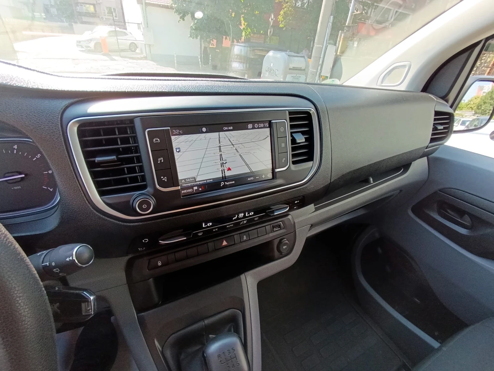 Peugeot Traveler 2.0HDI 8 Места, снимка 8 - Автомобили и джипове - 54907698