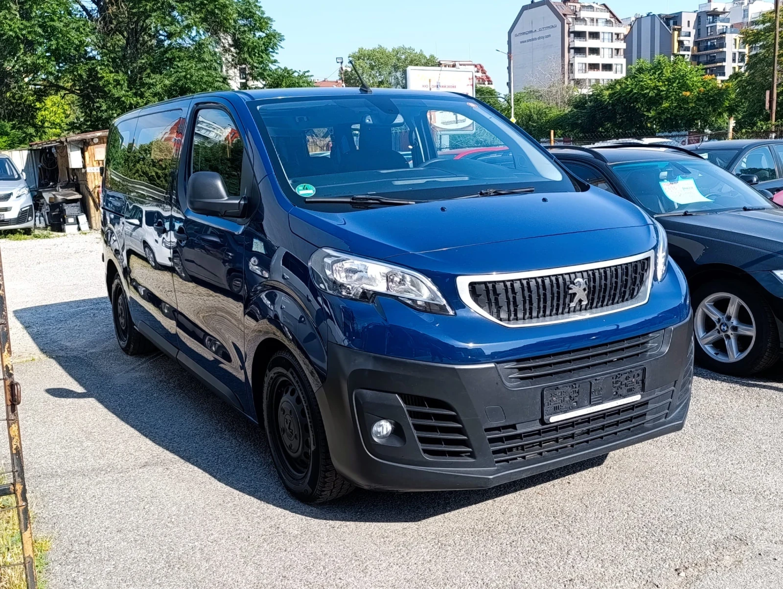 Peugeot Traveler 2.0HDI 8 Места, снимка 2 - Автомобили и джипове - 54907698