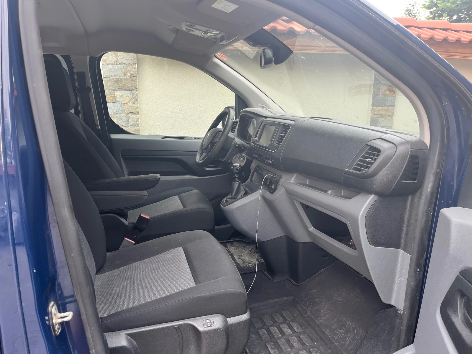 Peugeot Traveler 2.0HDI 8 Места, снимка 7 - Автомобили и джипове - 54907698