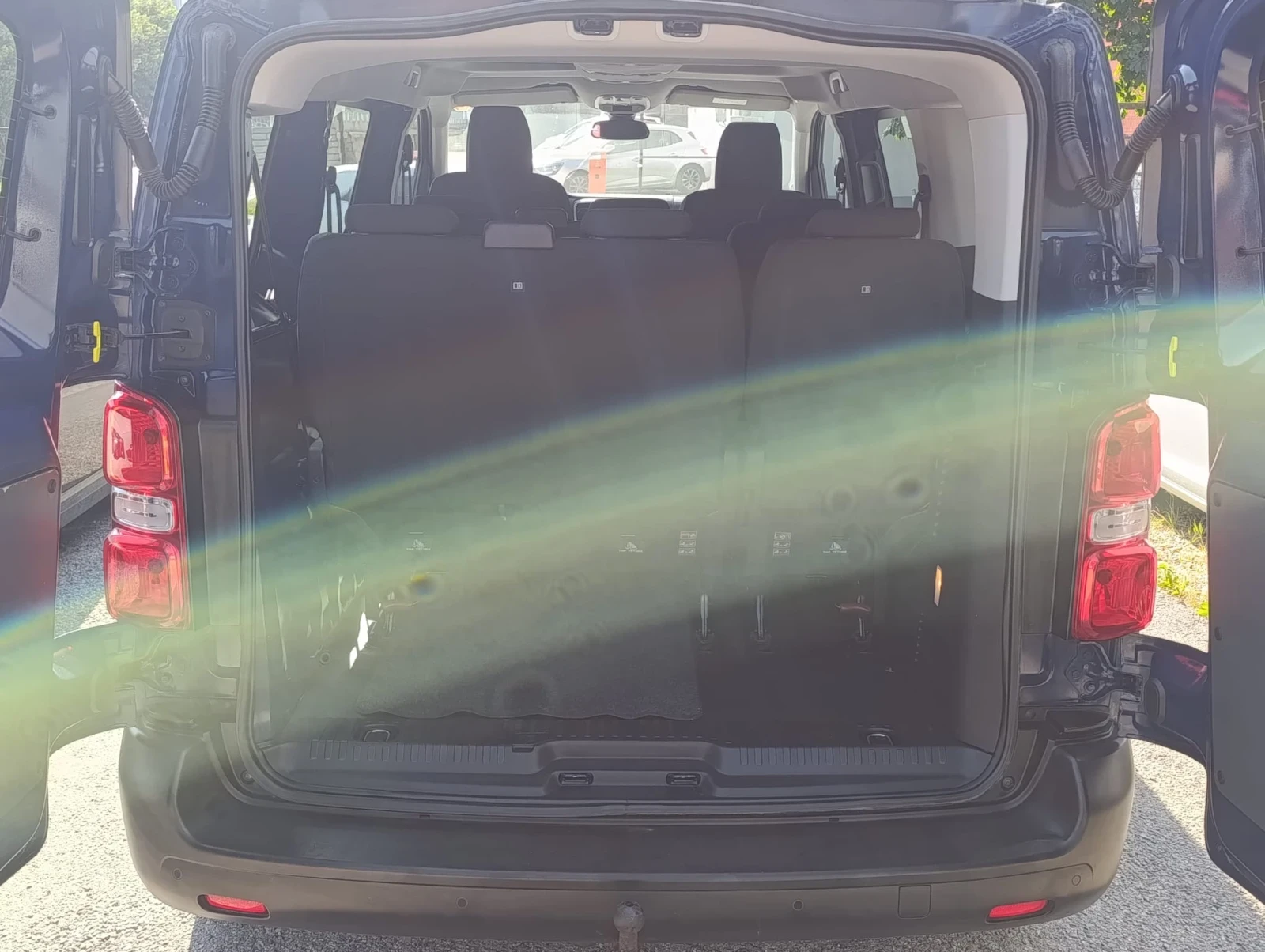 Peugeot Traveler 2.0HDI 8 Места, снимка 13 - Автомобили и джипове - 54907698