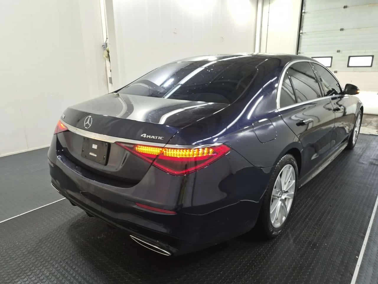 Mercedes-Benz S 580 * CARFAX * ЦЕНА ДО БГ, снимка 3 - Автомобили и джипове - 55081283