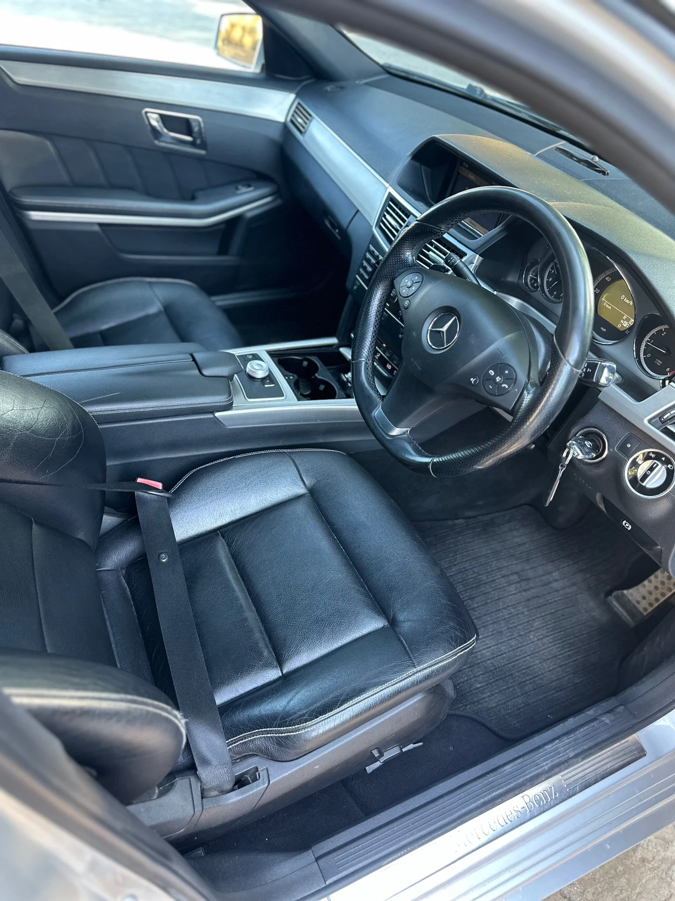 Mercedes-Benz E 250 2.2 cdi, снимка 6 - Автомобили и джипове - 56062878