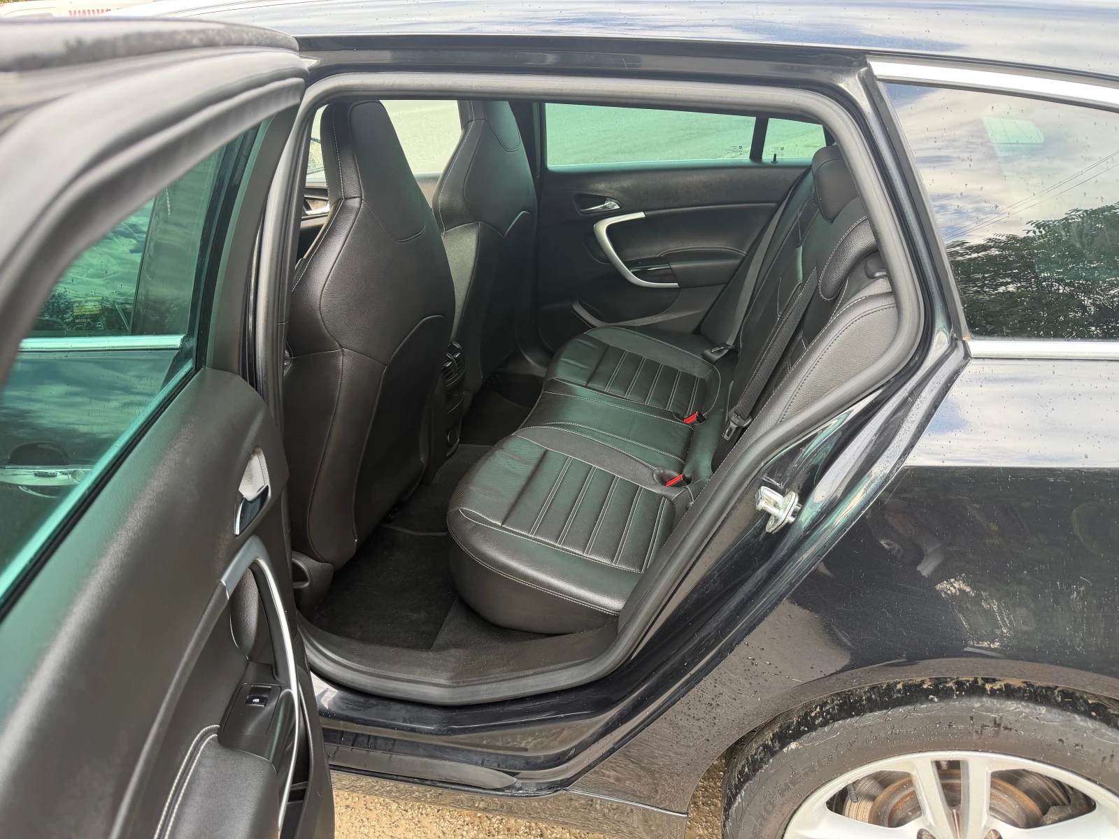 Opel Insignia 2.8!OPC LINE, снимка 9 - Автомобили и джипове - 56600223