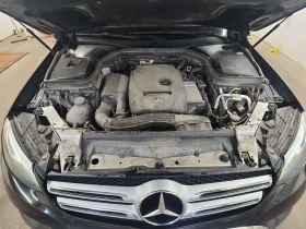 Mercedes-Benz GLC 300  * CARFAX * ОПЦИЯ ЗА ФИНАНСИРАНЕ, снимка 16