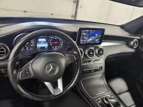 Mercedes-Benz GLC 300  * CARFAX * ОПЦИЯ ЗА ФИНАНСИРАНЕ, снимка 10