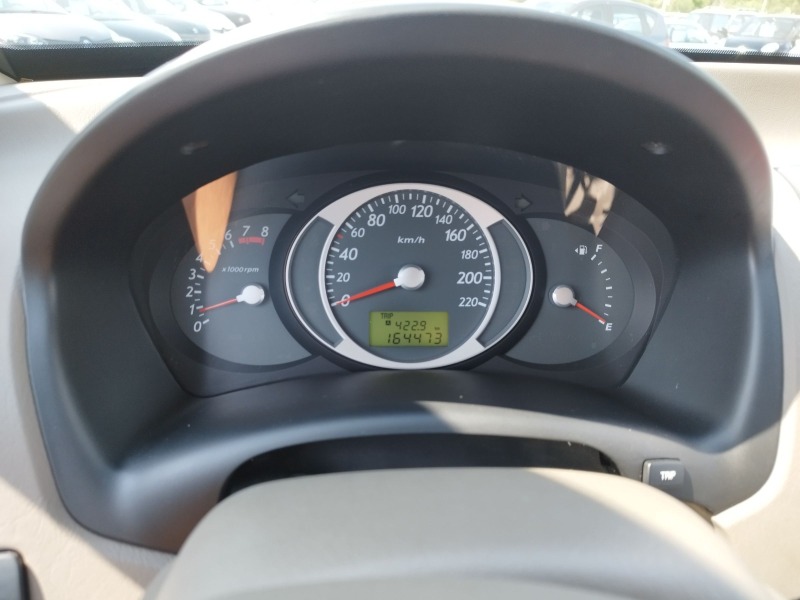 Hyundai Tucson 2.0I ГАЗ 141кс, снимка 17 - Автомобили и джипове - 46641024