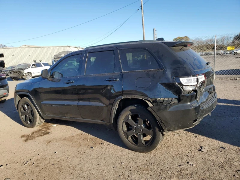 Jeep Grand cherokee LAREDO* 8ZF* AUTO START/STOP* CARPLAY, снимка 4 - Автомобили и джипове - 48616444