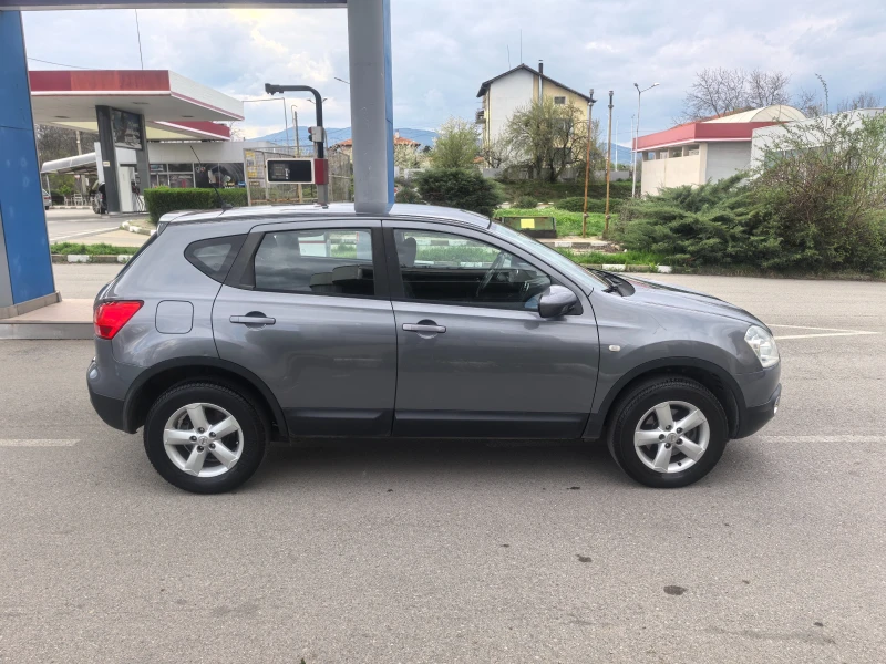 Nissan Qashqai, снимка 8 - Автомобили и джипове - 49755687