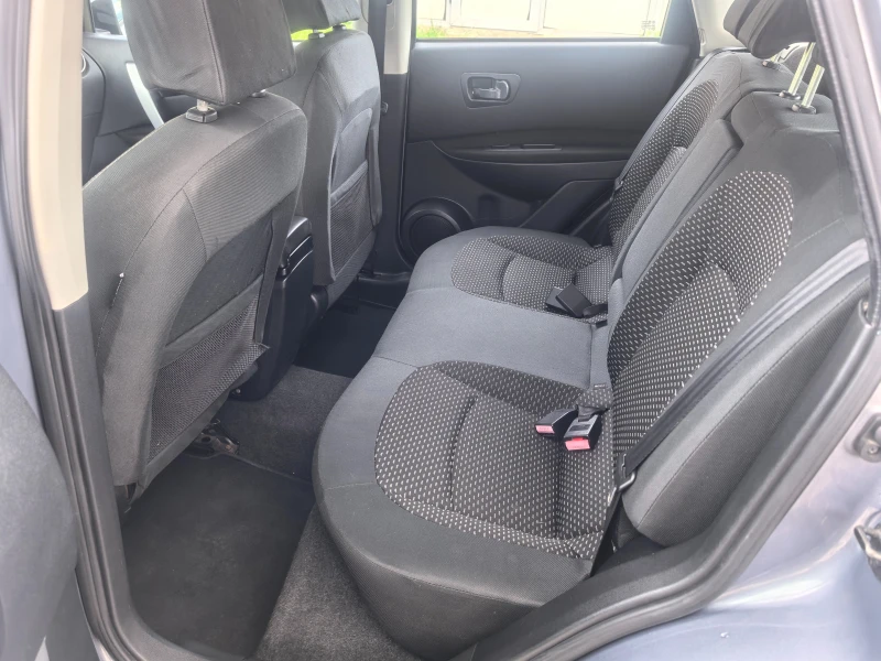 Nissan Qashqai, снимка 11 - Автомобили и джипове - 49755687