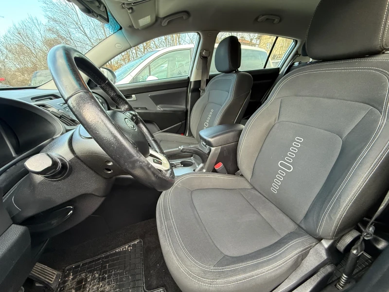 Kia Sportage 1.7 GRDI , снимка 10 - Автомобили и джипове - 52495873