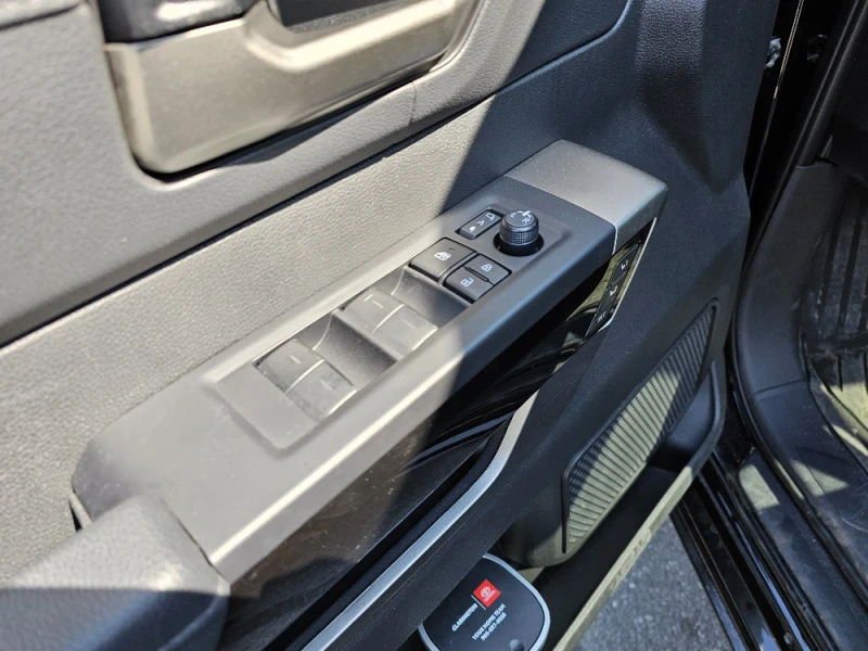 Toyota Tundra * limited* CARFAX * БЕЗ ПЪРВОНАЧАЛНА ВНОСКА, снимка 10 - Автомобили и джипове - 52753117