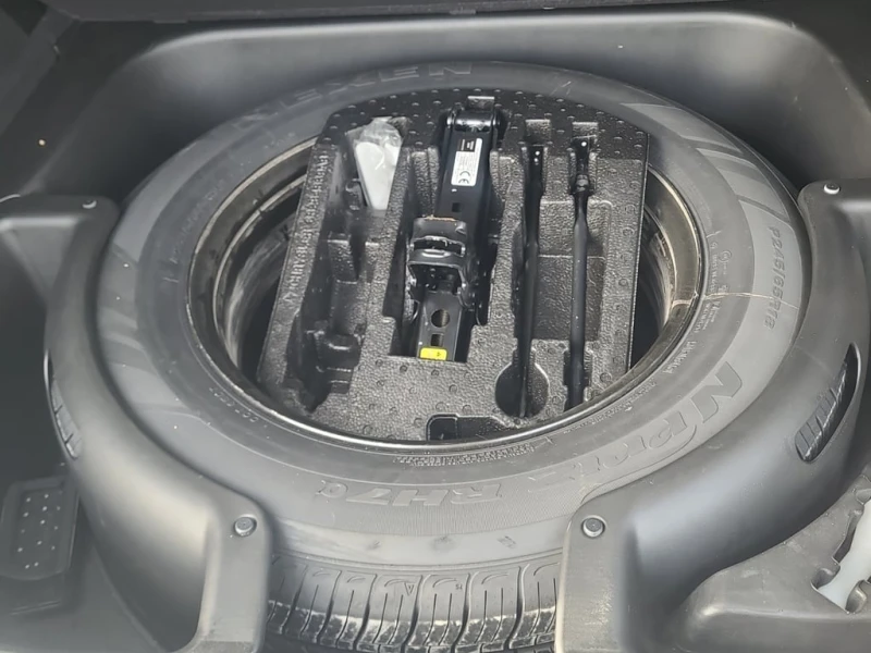 Jeep Grand cherokee 2019 SUMMIT * CARFAX * БЕЗ ПЪРВОНАЧАЛНА ВНОСКА, снимка 13 - Автомобили и джипове - 53001221