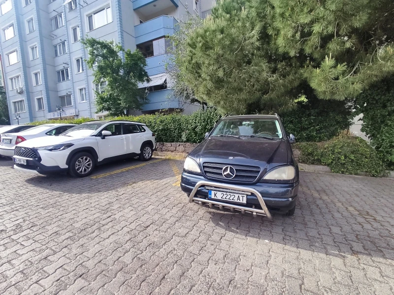 Mercedes-Benz ML 270, снимка 2 - Автомобили и джипове - 53529854