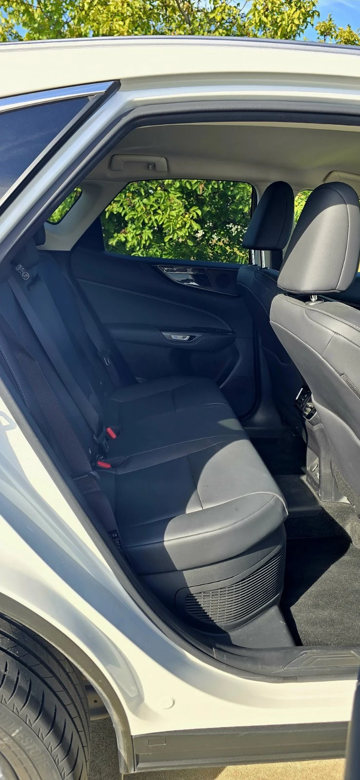 Lexus NX 450 NX450h+  | Mobile.bg � ����������� 12