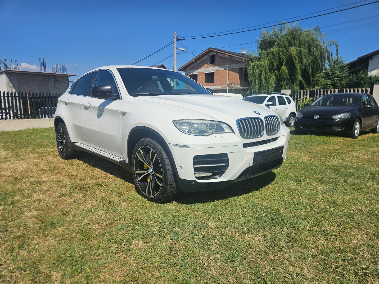 BMW X6  M50D  - изображение 2