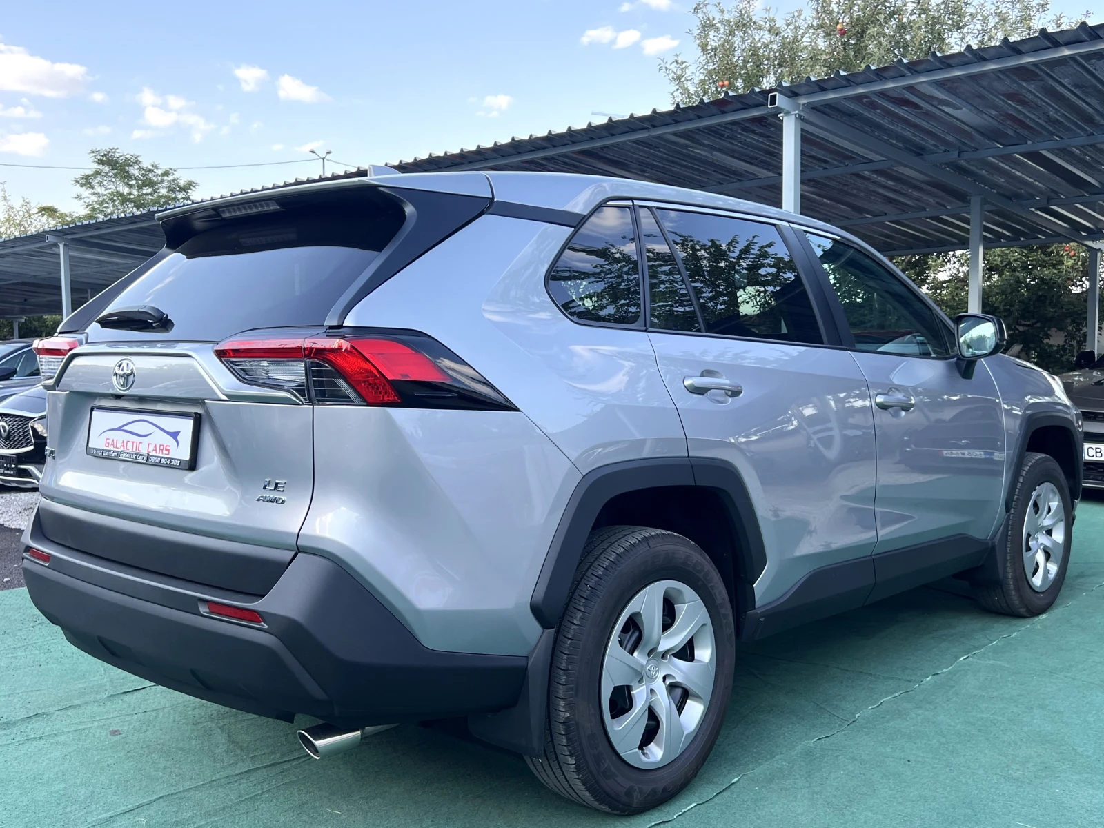 Toyota Rav4 2.5 AWD LE - изображение 4