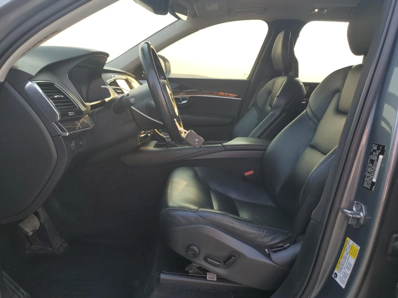 Volvo Xc90 T6 Momentum* Digital Dash* 360* Следене* Пано* Час - изображение 8