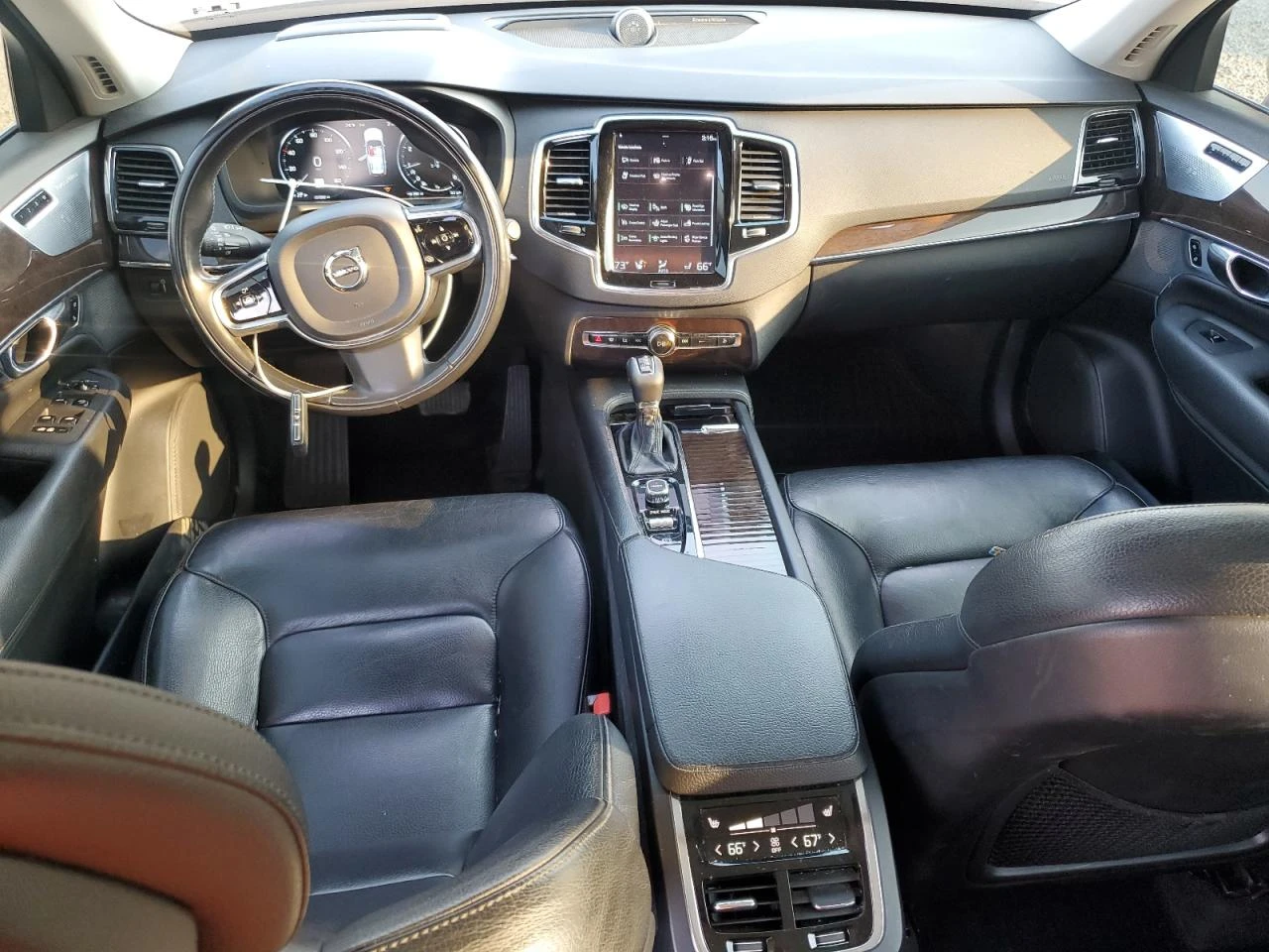 Volvo Xc90 T6 Momentum* Digital Dash* 360* Следене* Пано* Час - изображение 7