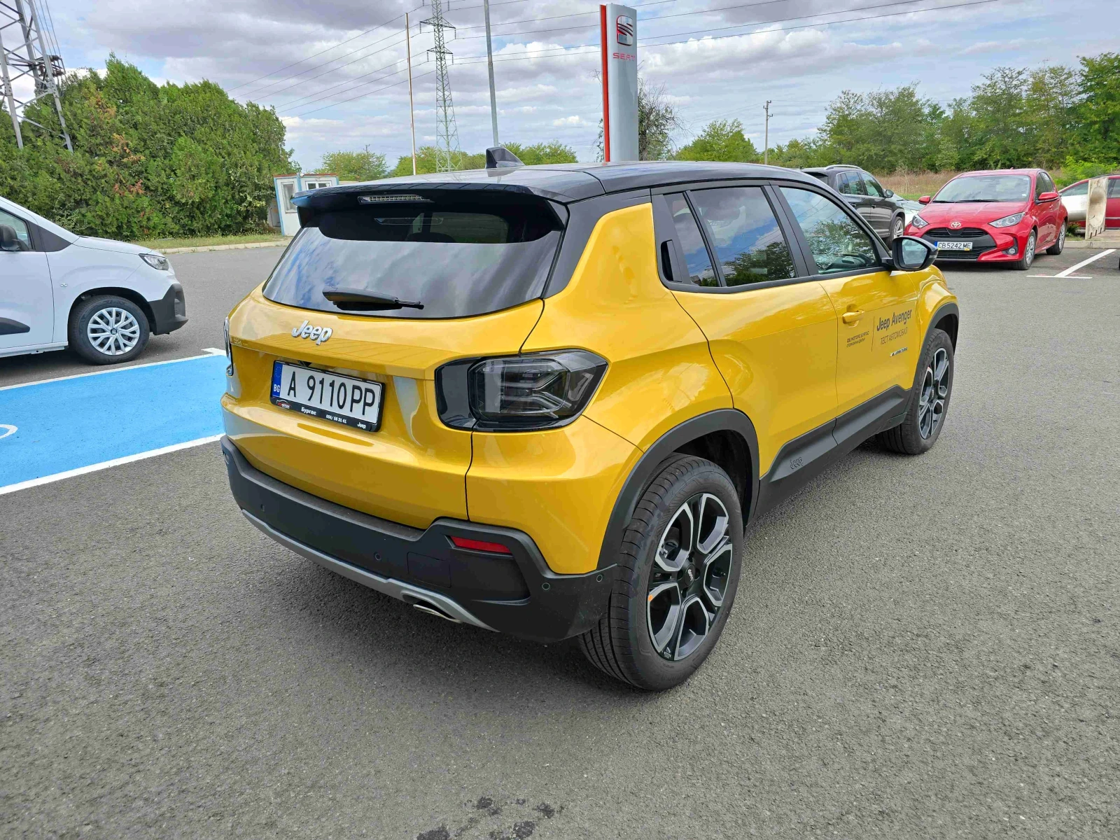 Jeep Avenger e-HYBRID 48V petrol | Mobile.bg   5