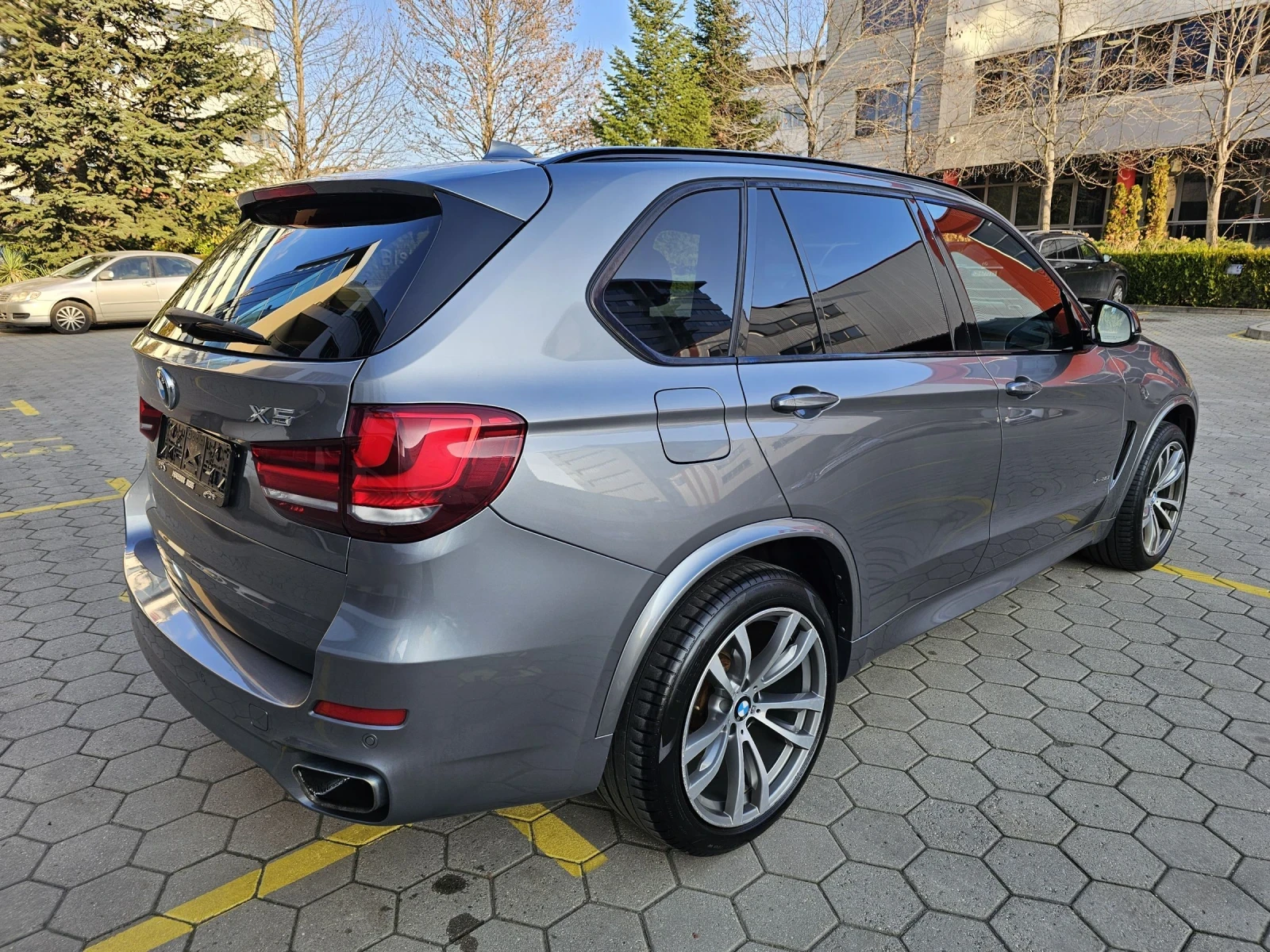 BMW X5 3.5i X-drive - изображение 5