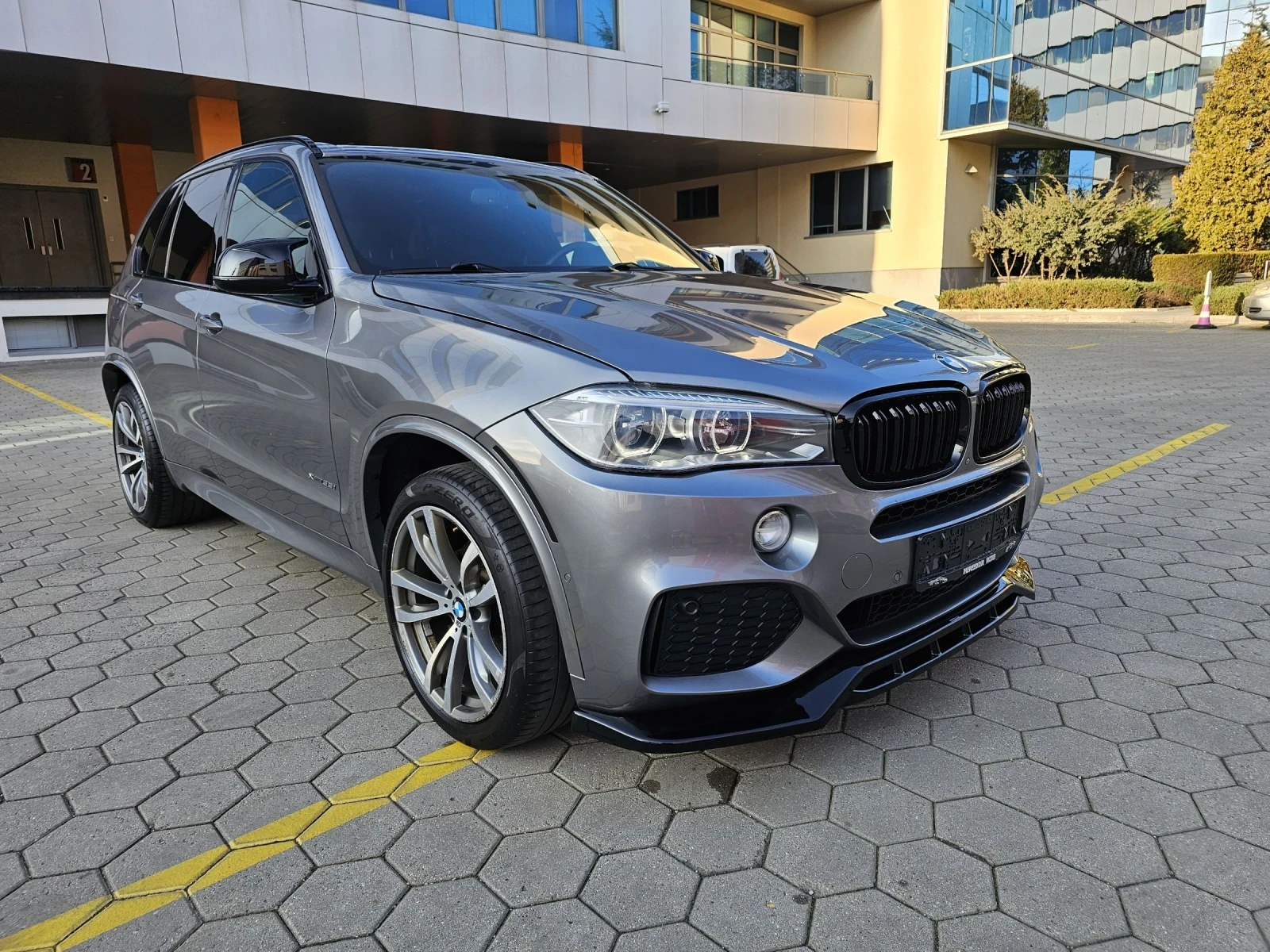 BMW X5 3.5i X-drive - изображение 3