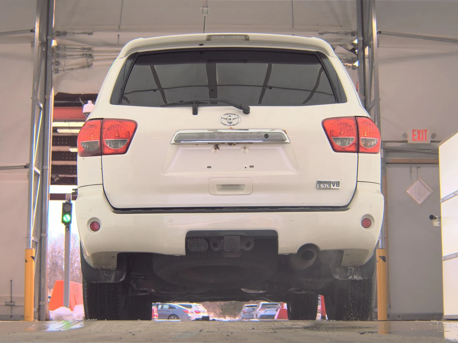 Toyota Sequoia PLATINUM* 5.7* V8* ПОДГРЕВ* КАМЕРА* КЕЙЛЕС - изображение 6