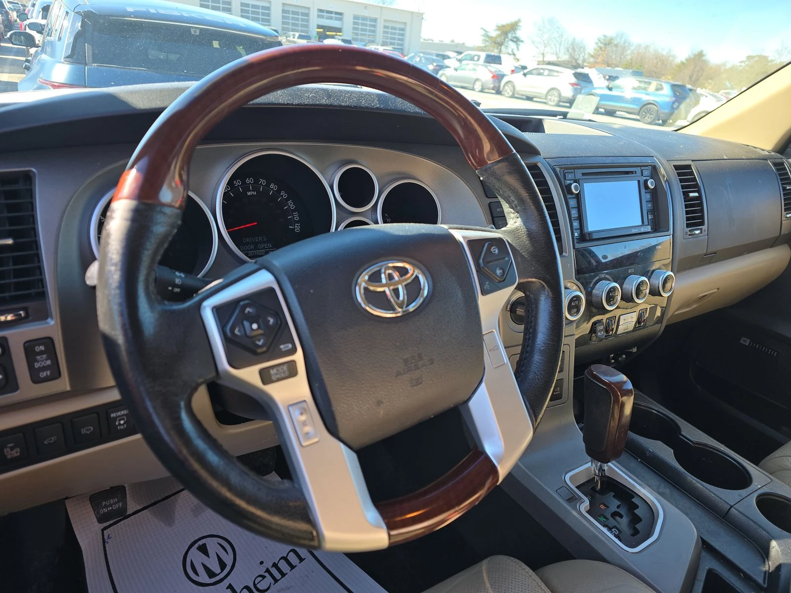 Toyota Sequoia PLATINUM* 5.7* V8* �������* ������* ������ | Mobile.bg � ����������� 11