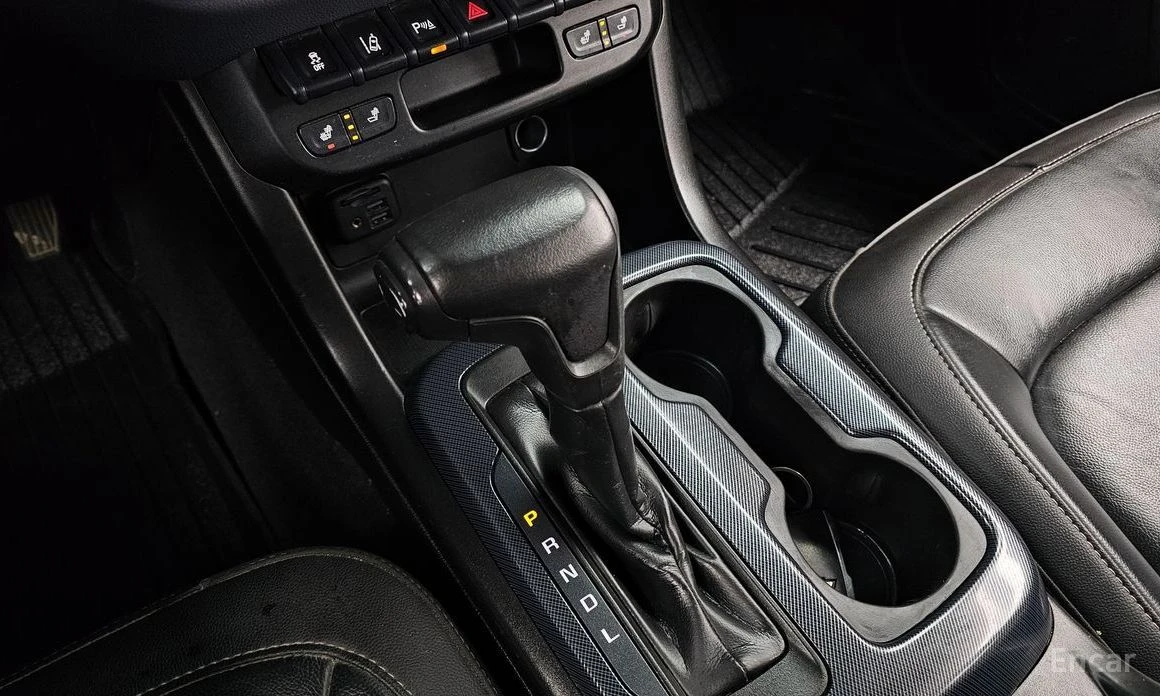 Chevrolet Colorado, снимка 9 - Автомобили и джипове - 53910548