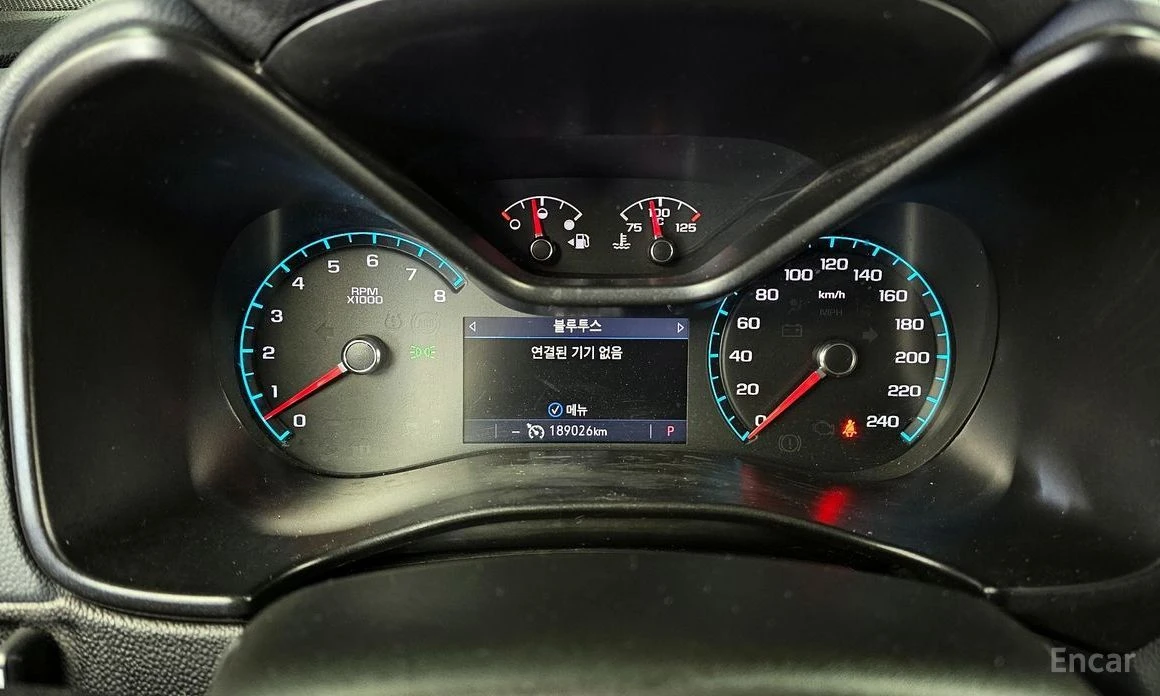 Chevrolet Colorado, снимка 8 - Автомобили и джипове - 53910548