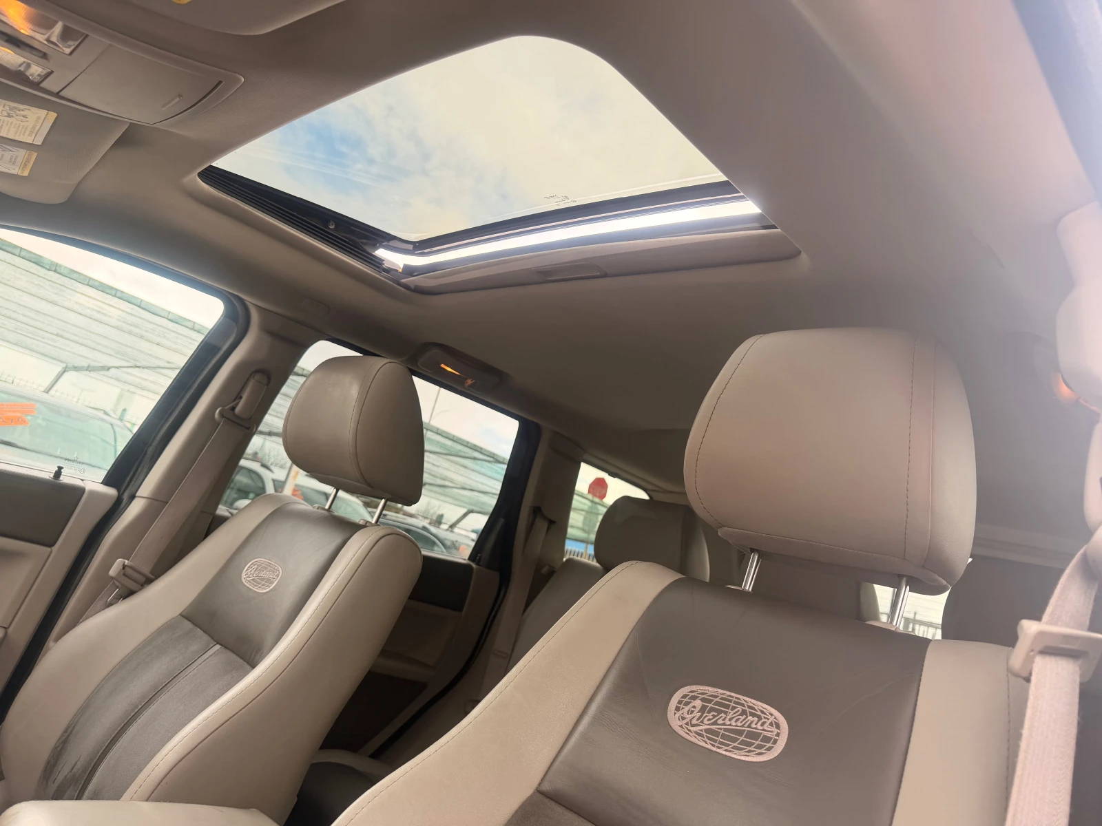 Jeep Grand cherokee 3.0D* AUT* OVERLAND* 218ks* QUADRA DRIVE* LIZING, снимка 11 - Автомобили и джипове - 54068632