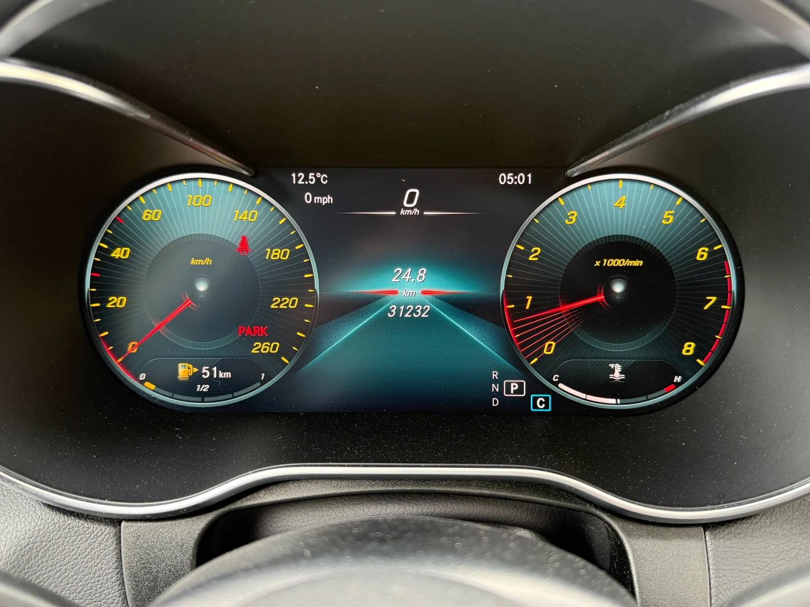 Mercedes-Benz GLC 300 AMG-LINE, 4MATIC, снимка 12 - Автомобили и джипове - 54284186