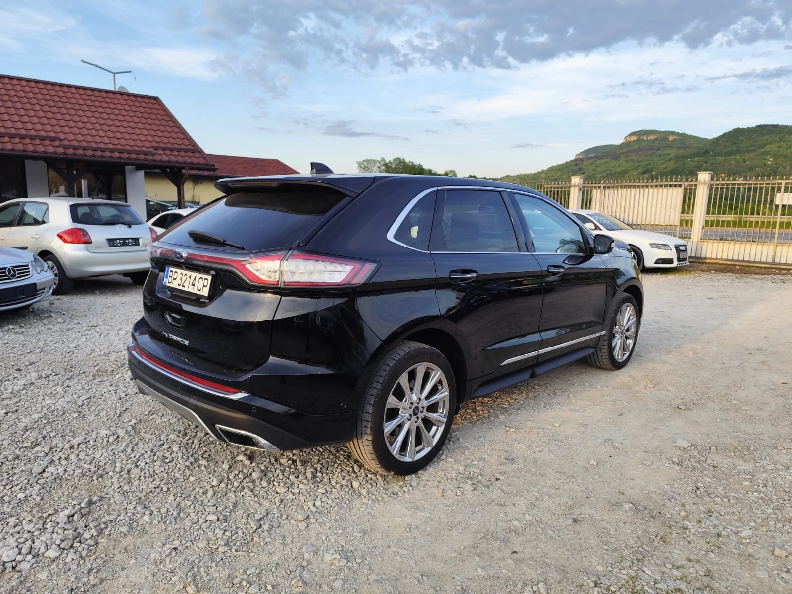 Ford Edge 2.0 дизел Автомат, снимка 5 - Автомобили и джипове - 54503092