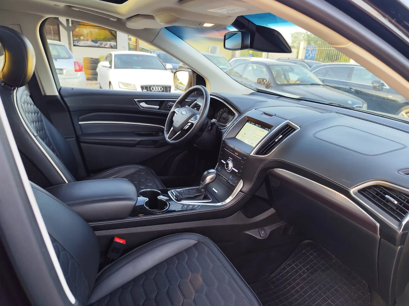 Ford Edge 2.0 дизел Автомат, снимка 13 - Автомобили и джипове - 54503092