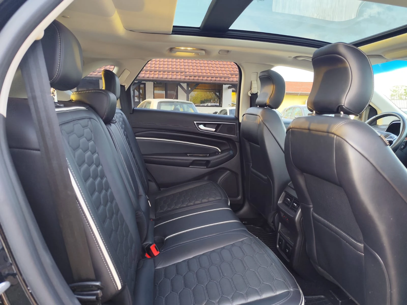 Ford Edge 2.0 дизел Автомат, снимка 15 - Автомобили и джипове - 54503092