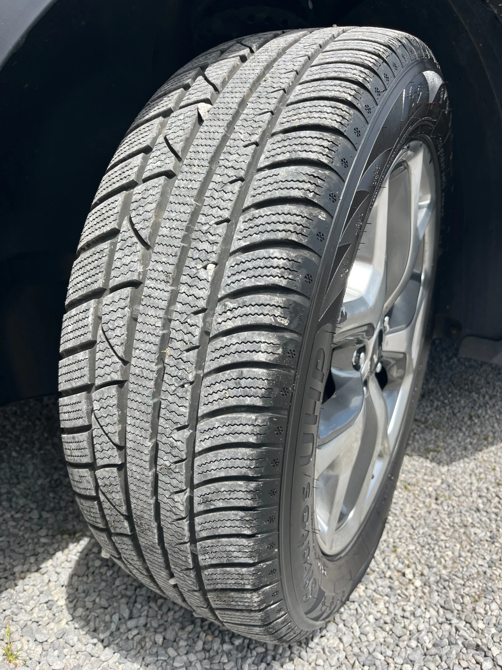 Kia Sorento 2.2CRDI/ 4WD / Rebel, снимка 15 - Автомобили и джипове - 54564463