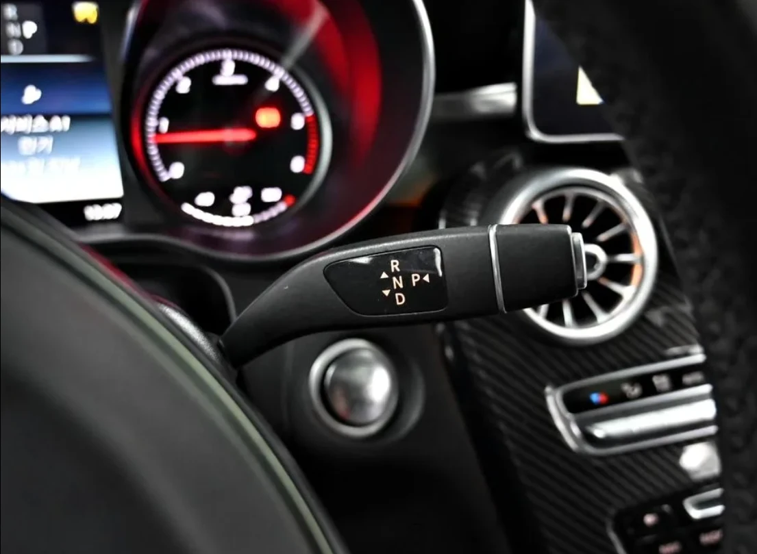 Mercedes-Benz GLC 220 63 AMG ПАКЕТ/ BURMESTER / 360 КАМЕРИ/ ШИБИДАХ/ , снимка 11 - Автомобили и джипове - 54682467