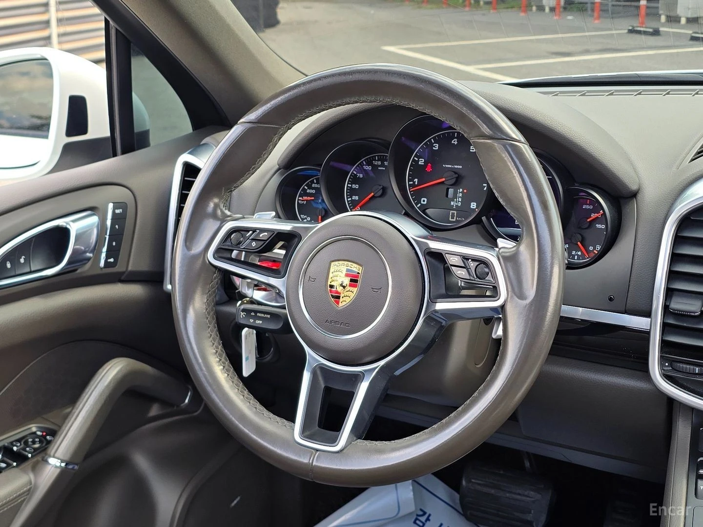 Porsche Cayenne 3.6 - 2019 PKG - ПОДГРЕВИ - ПАНОРАМА, снимка 11 - Автомобили и джипове - 56102888