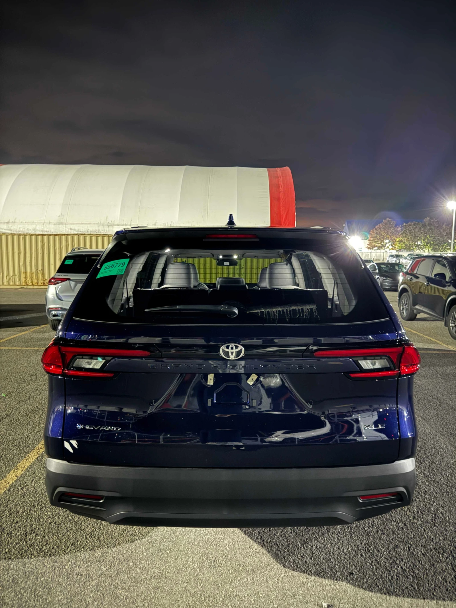 Toyota Highlander * Hybrid * CARFAX * ОПЦИЯ ЗА ФИНАНСИРАНЕ, снимка 4 - Автомобили и джипове - 56116610