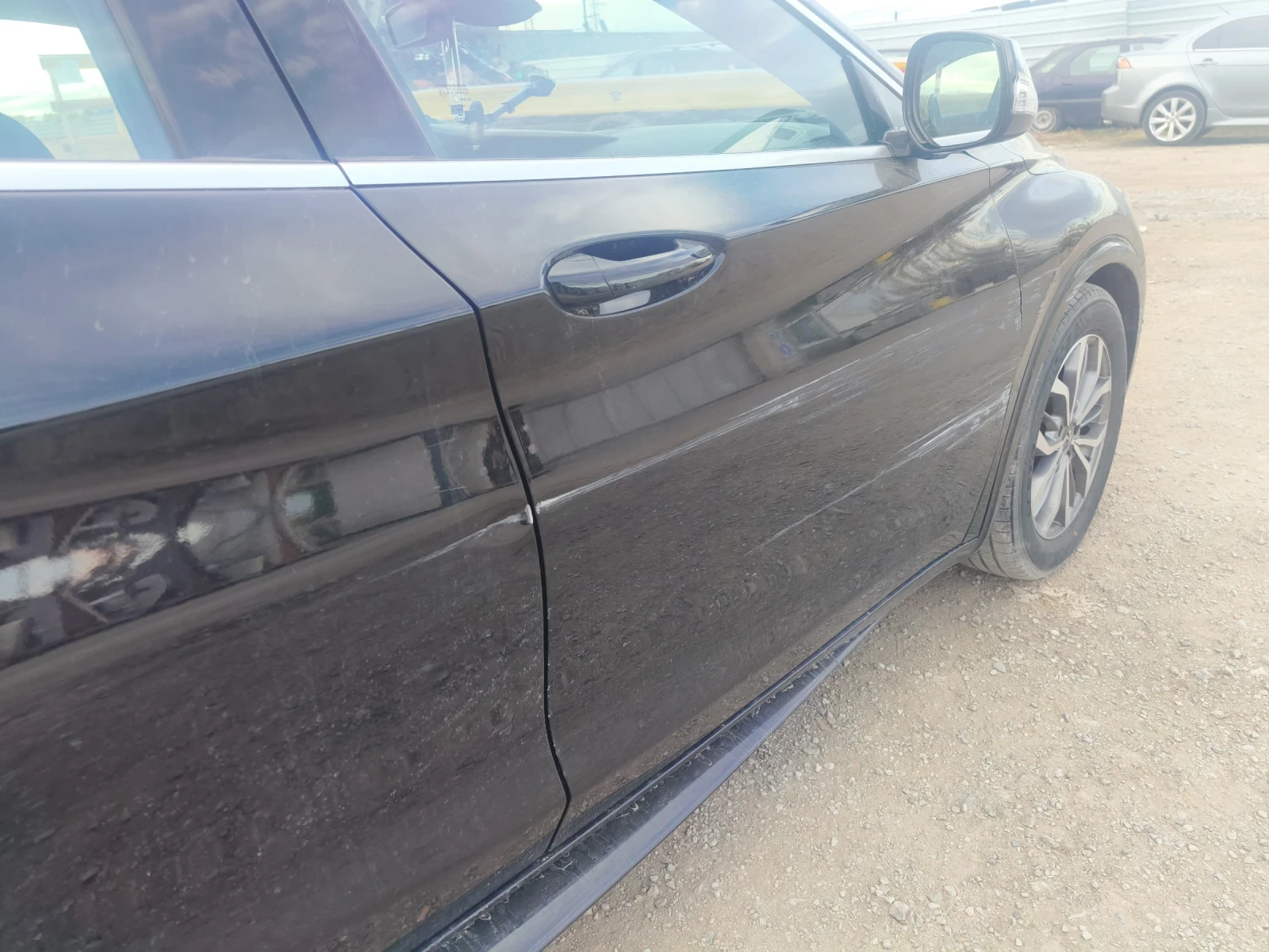 Infiniti Q30, снимка 2 - Автомобили и джипове - 56730051