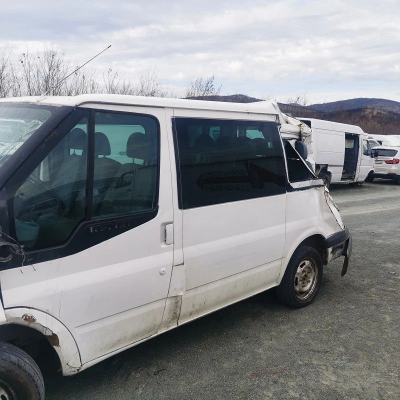 Ford Transit 2.2 tdci, снимка 15 - Бусове и автобуси - 47183859