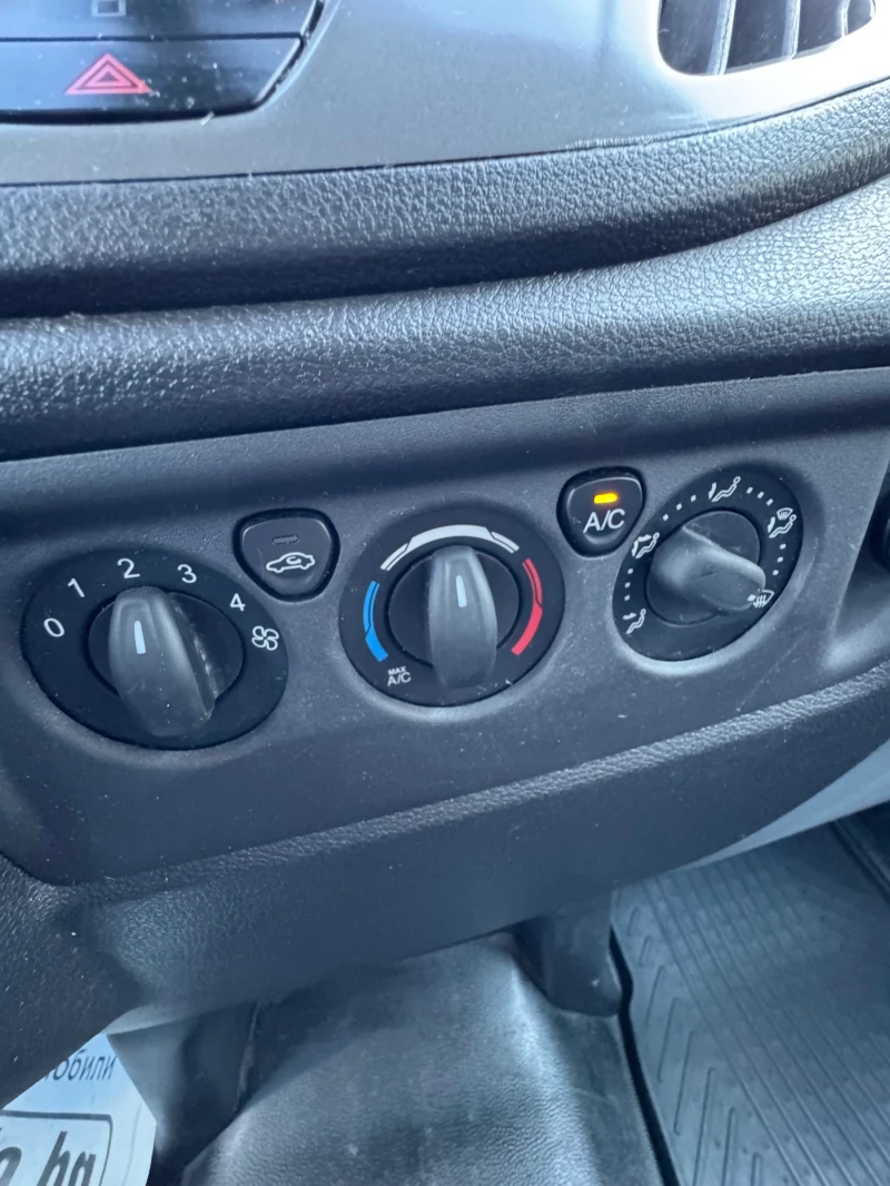 Ford Transit 2.2 TDCI L2H2 4x4, снимка 12 - Бусове и автобуси - 53445500